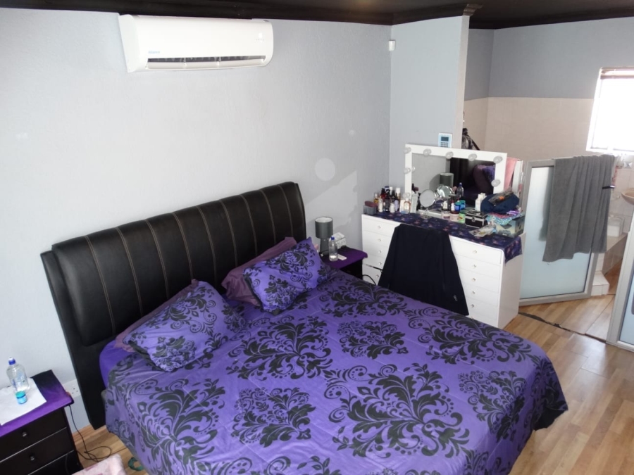 3 Bedroom Property for Sale in Geelhoutpark North West